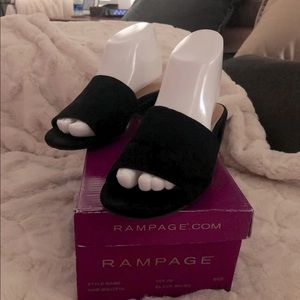 Rampage Slides Size 6